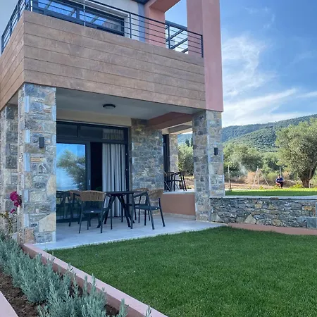 Dom wakacyjny Aelia Stone *